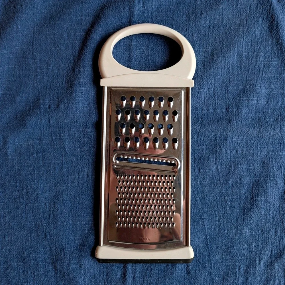 Ekco Stainless Steel Flat Hand Cheese Grater Slicer MCM Scandi Oval White Handle